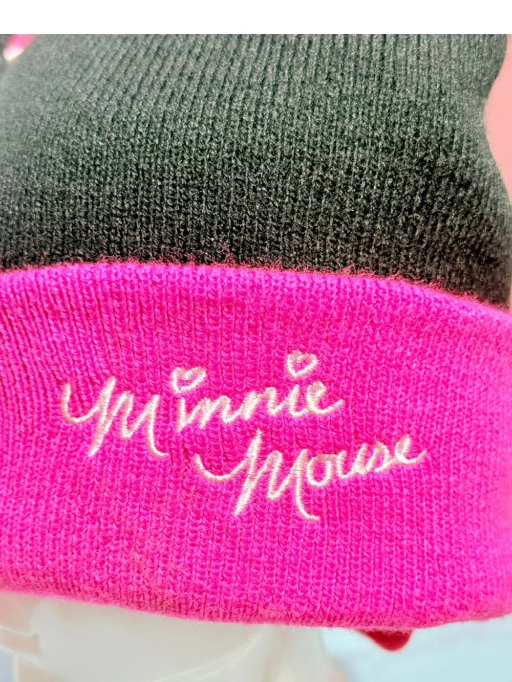 Disney BoxLunch Exclusive Minnie Mouse Beanie Hat Pom Ears Bow Girls Pink Black